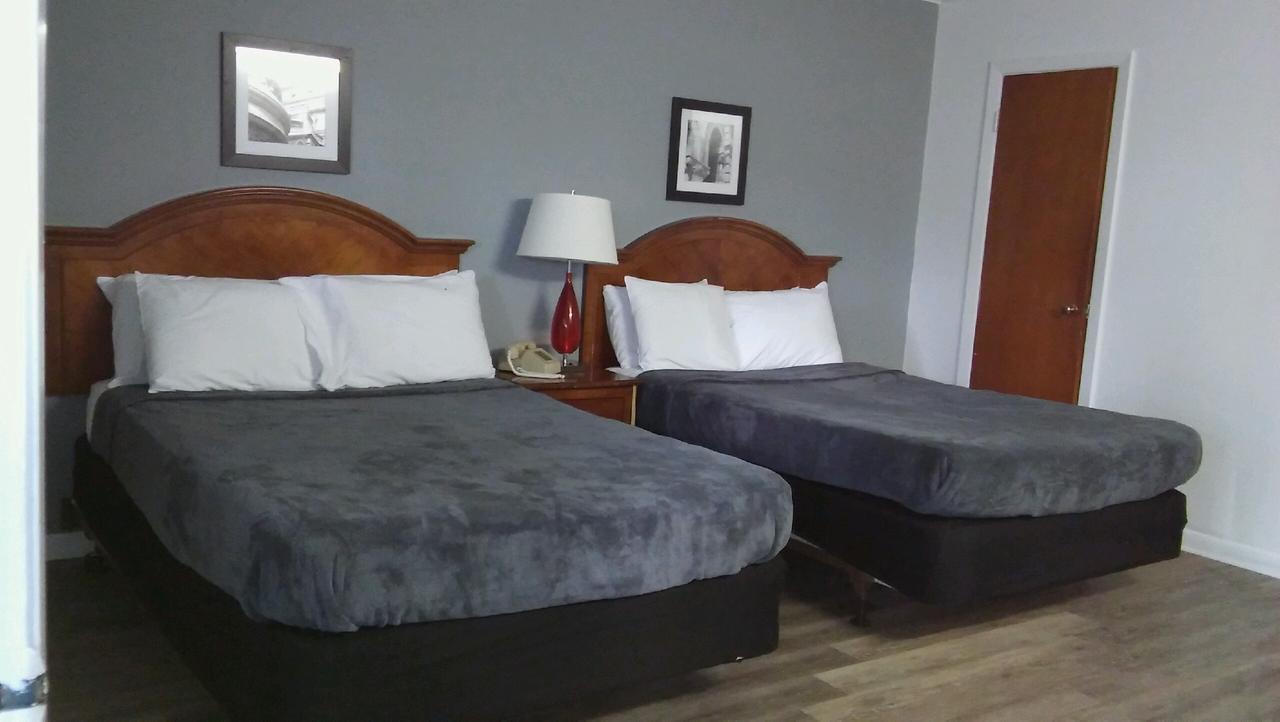 The Oak 2* La Grange