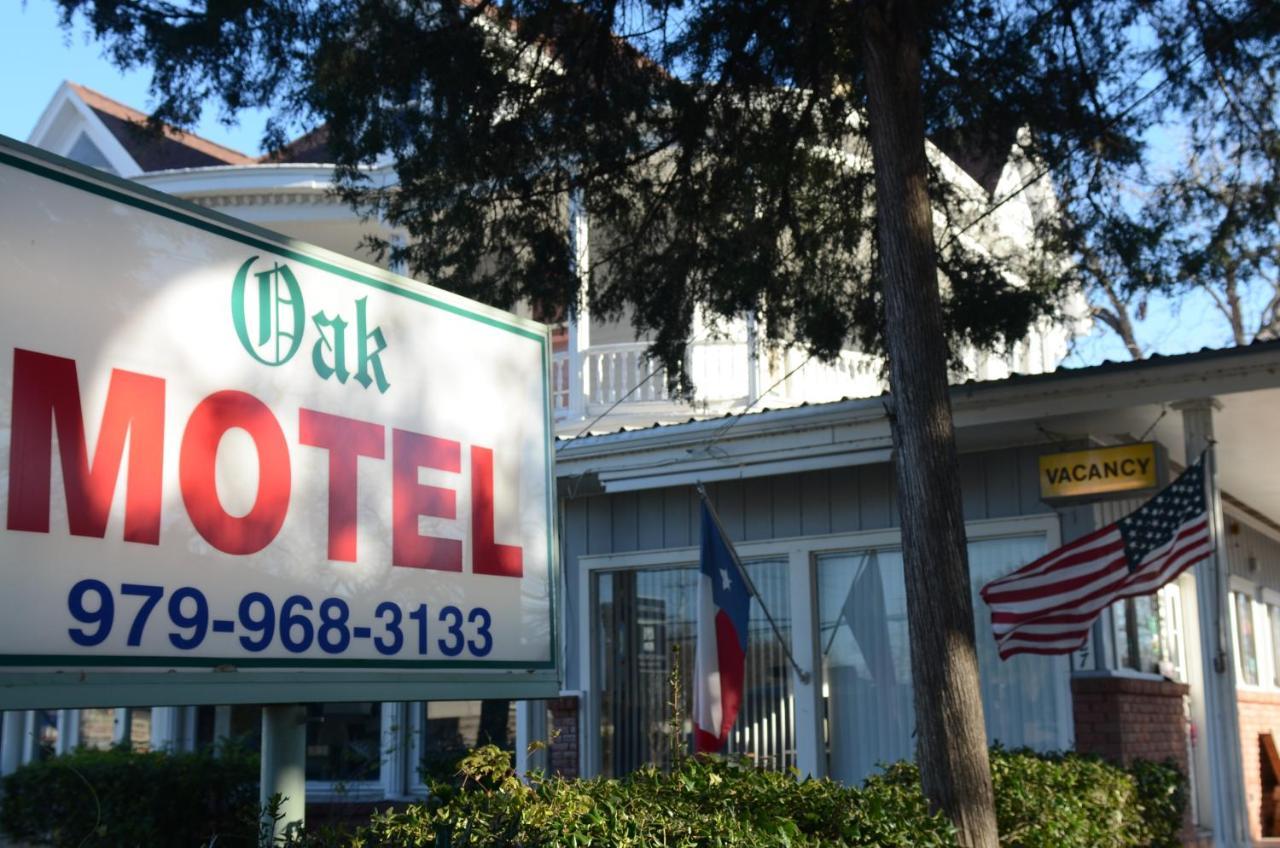 The Oak La Grange